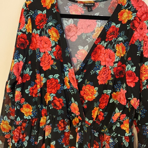 Torrid Red Floral Dress - Picture 4 of 6